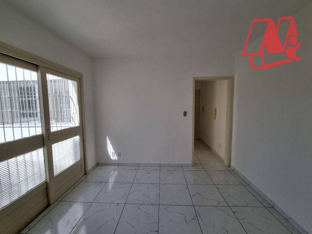 Apartamento para alugar com 2 quartos, 80m² - Foto 11