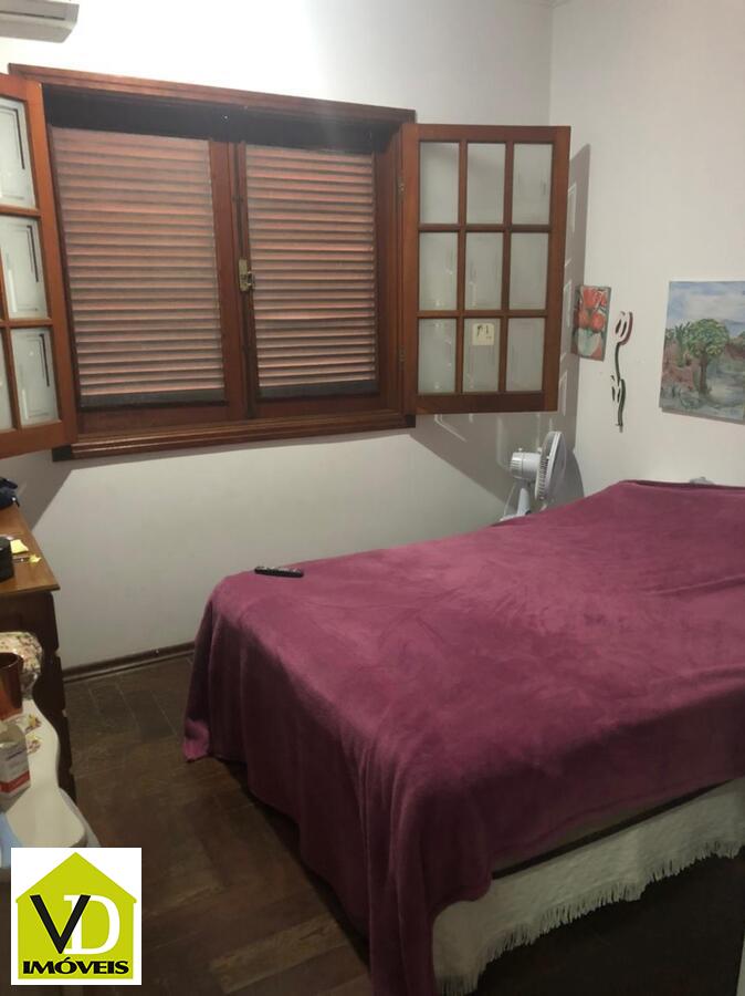 Casa à venda com 4 quartos, 360m² - Foto 8