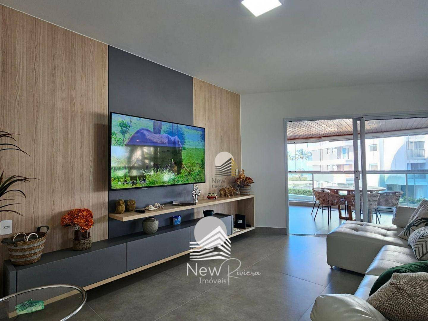 Apartamento à venda com 3 quartos, 156m² - Foto 3