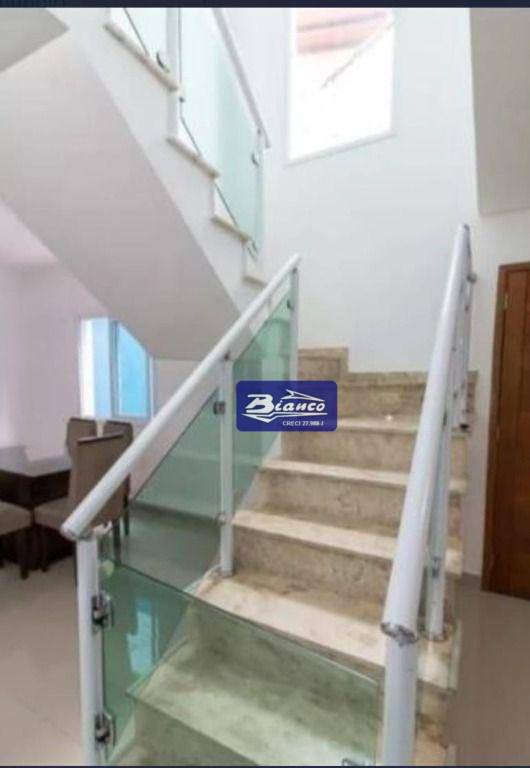 Sobrado à venda com 3 quartos, 110m² - Foto 4