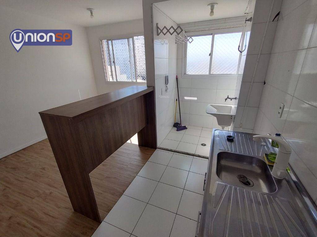 Apartamento à venda com 2 quartos, 40m² - Foto 10