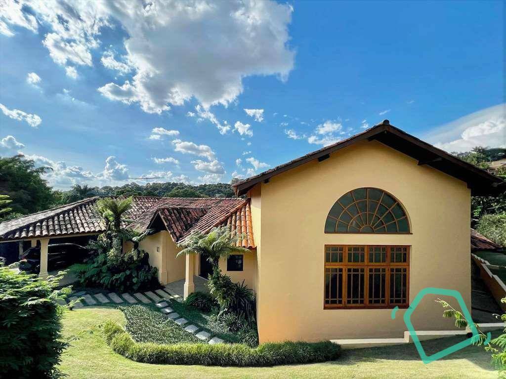 Casa de Condomínio à venda com 4 quartos, 568m² - Foto 3