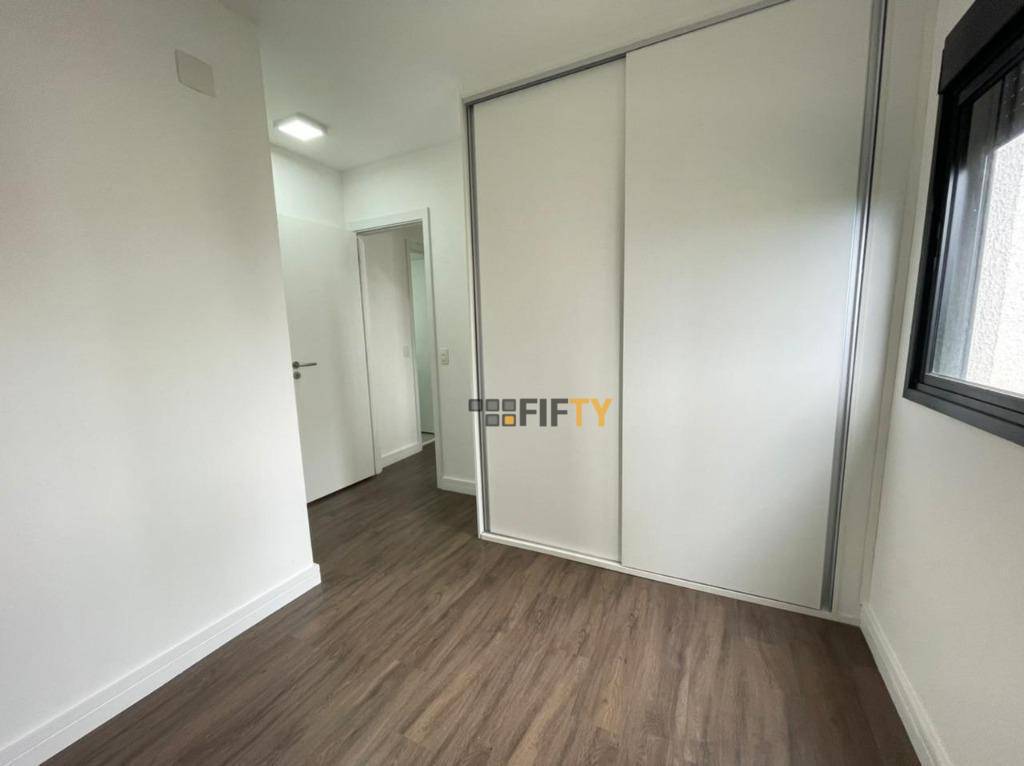 Apartamento à venda com 2 quartos, 62m² - Foto 5