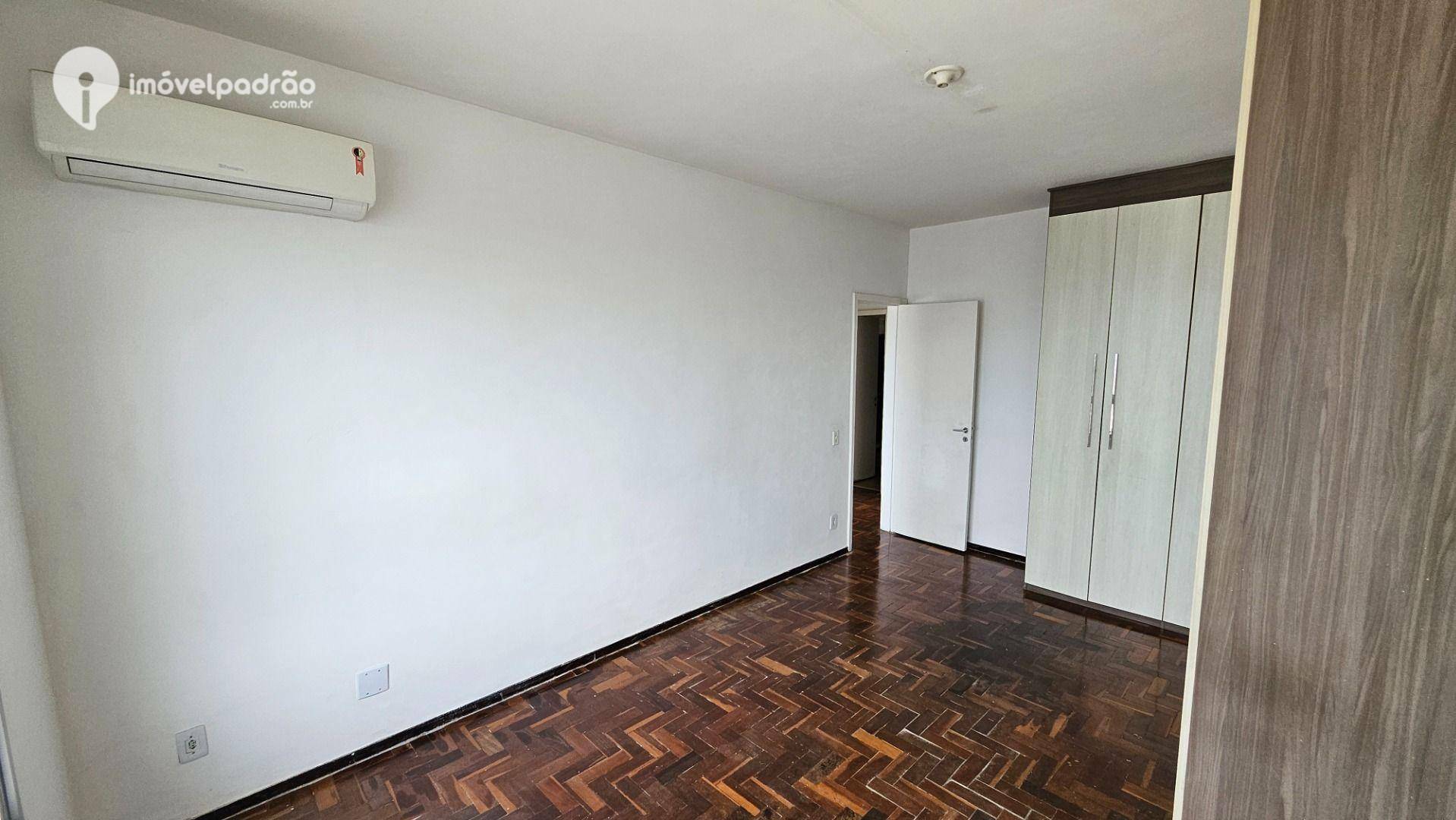 Apartamento para alugar com 3 quartos, 120m² - Foto 34