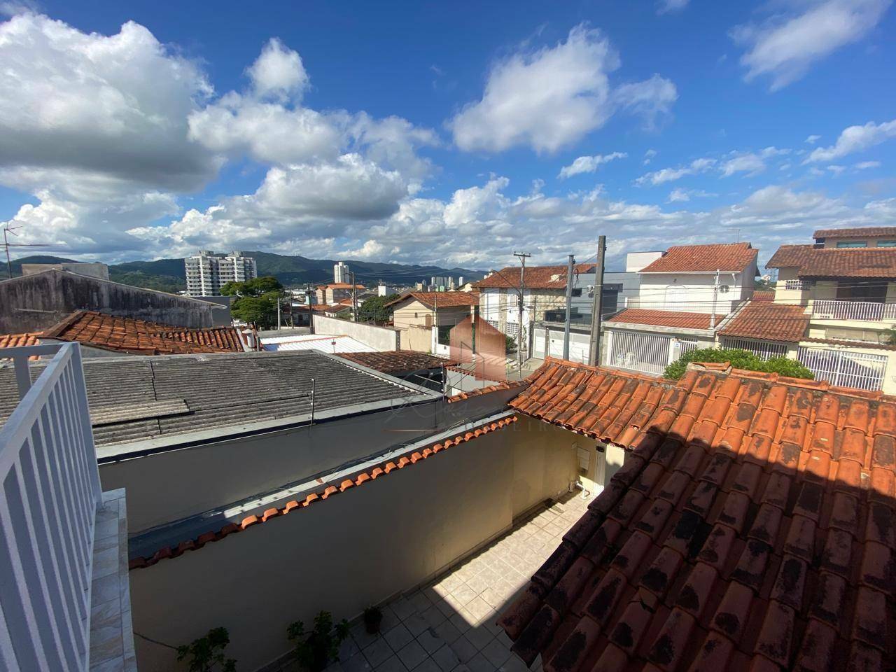 Sobrado à venda com 3 quartos, 219m² - Foto 6