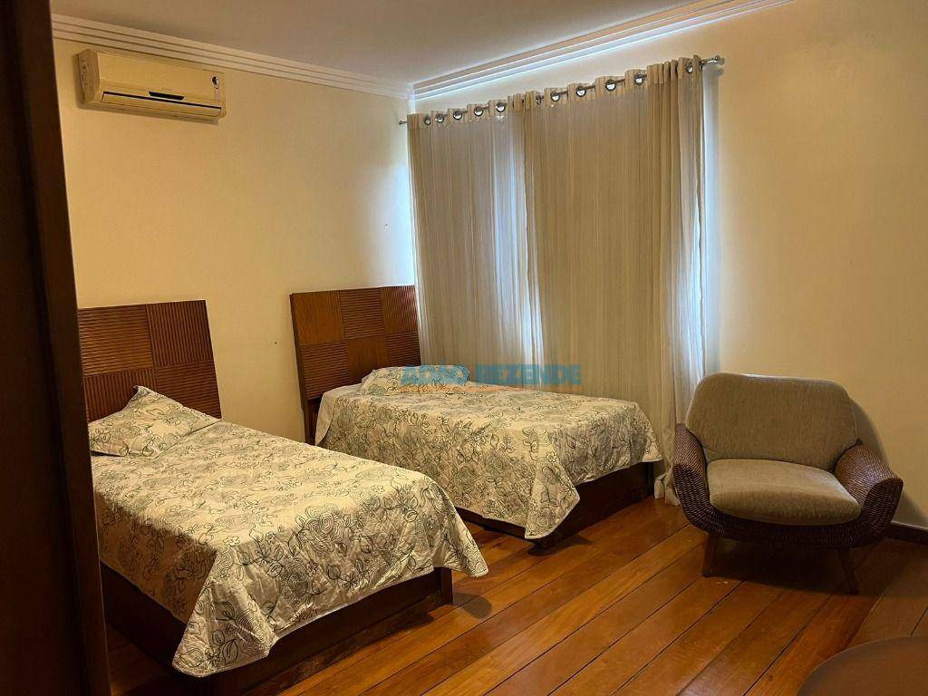 Casa de Condomínio à venda com 4 quartos, 300m² - Foto 23