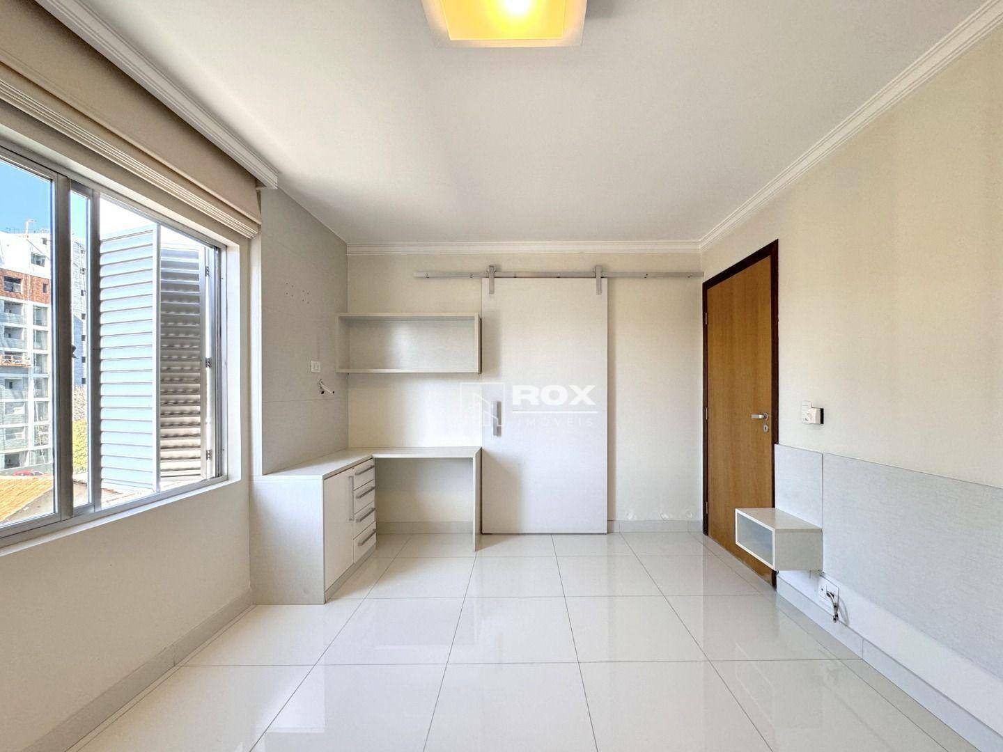 Apartamento à venda com 3 quartos, 147m² - Foto 31