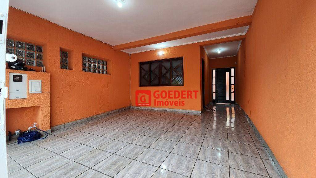 Sobrado à venda com 3 quartos, 220m² - Foto 5