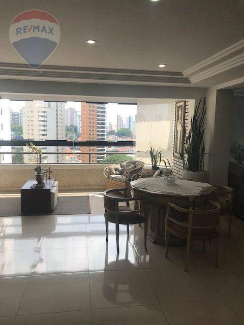 Apartamento à venda com 4 quartos, 230m² - Foto 30