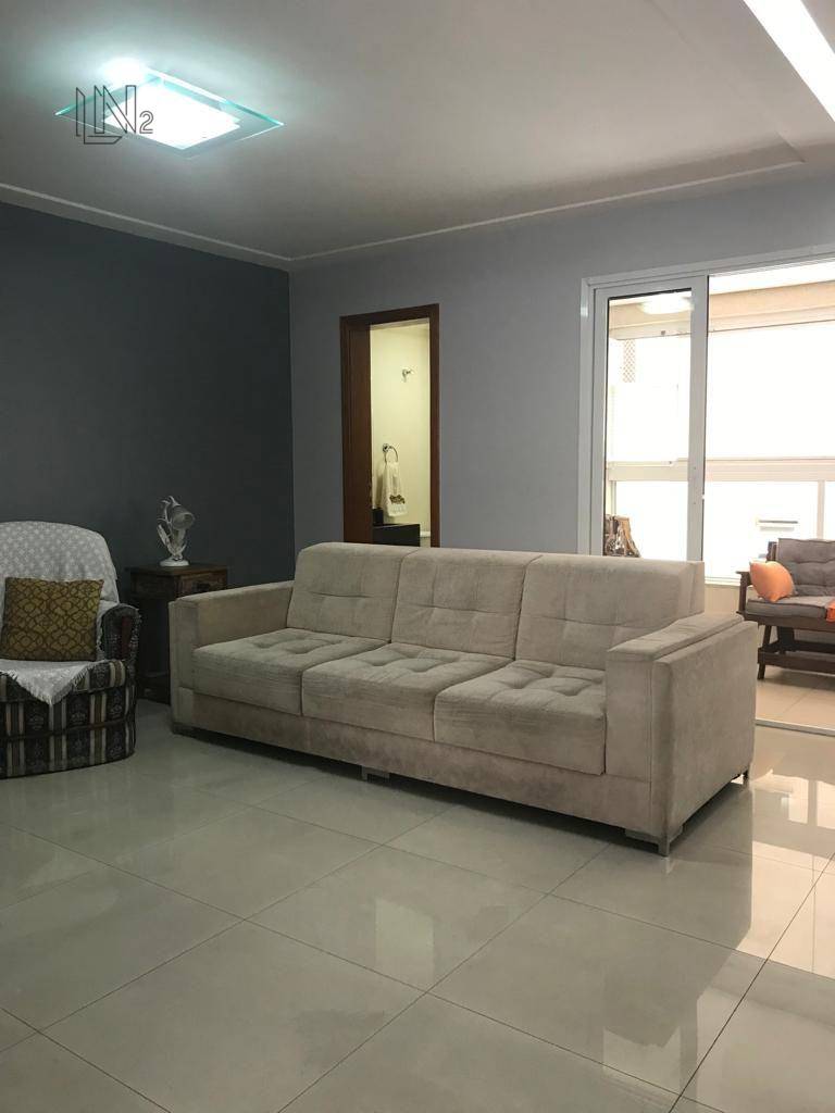 Apartamento à venda com 3 quartos, 140m² - Foto 3