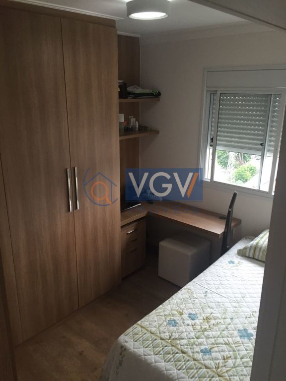 Apartamento à venda com 2 quartos, 65m² - Foto 15