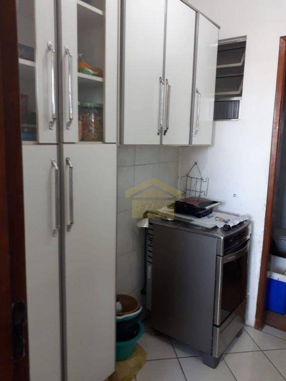 Sobrado à venda com 3 quartos, 96m² - Foto 14