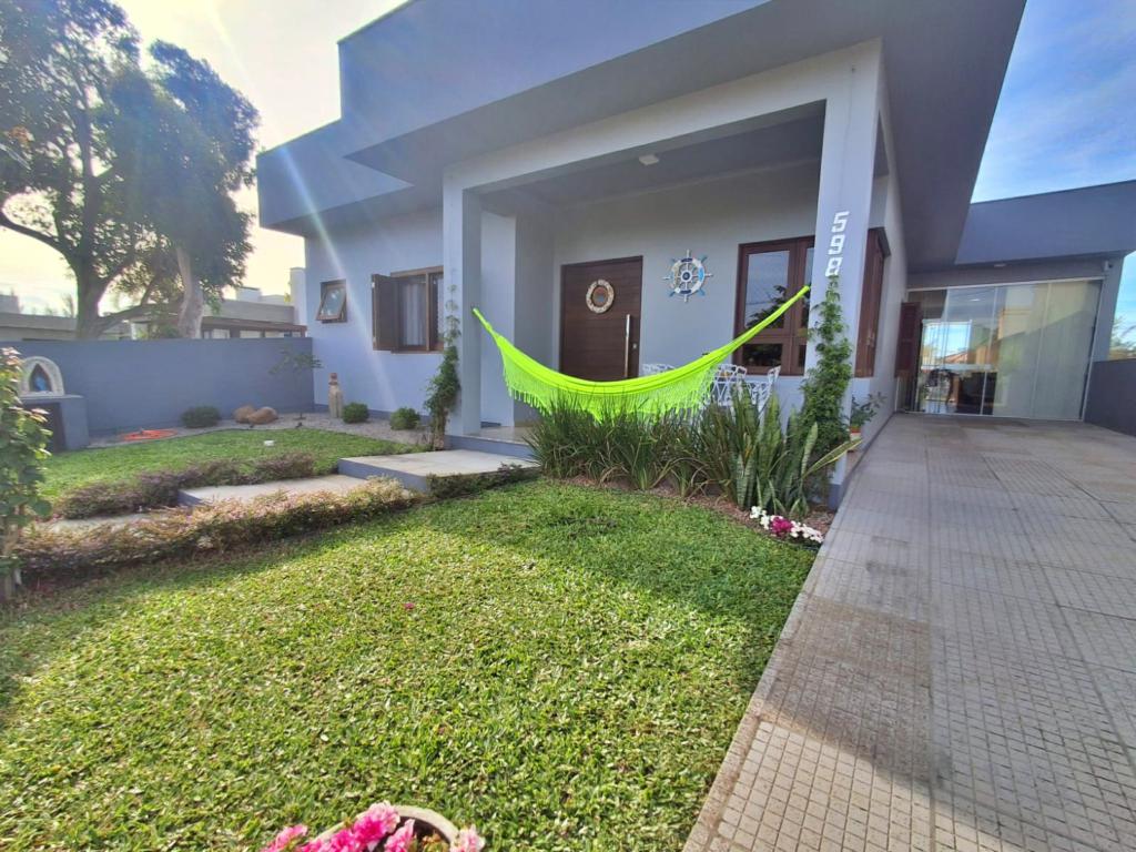 Casa à venda com 3 quartos, 140m² - Foto 2