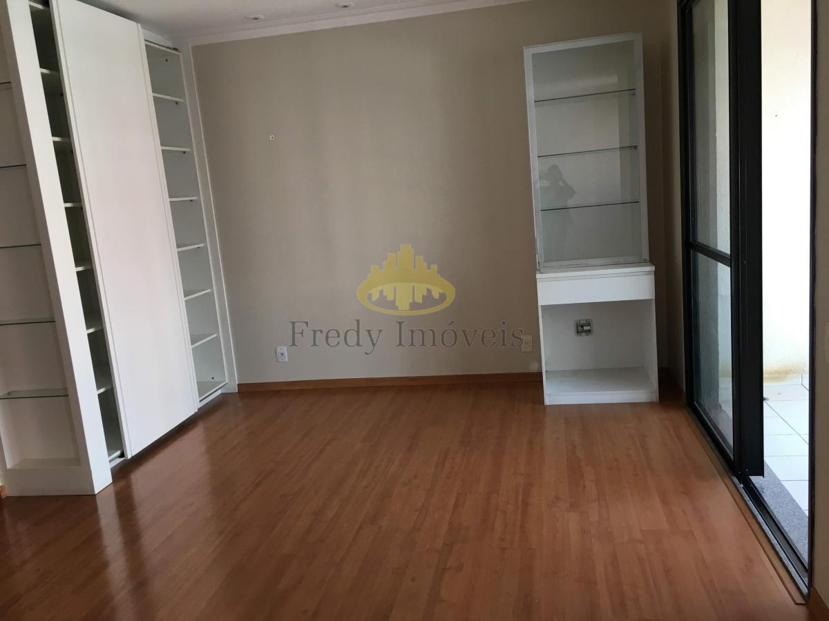 Apartamento à venda com 2 quartos, 84m² - Foto 3