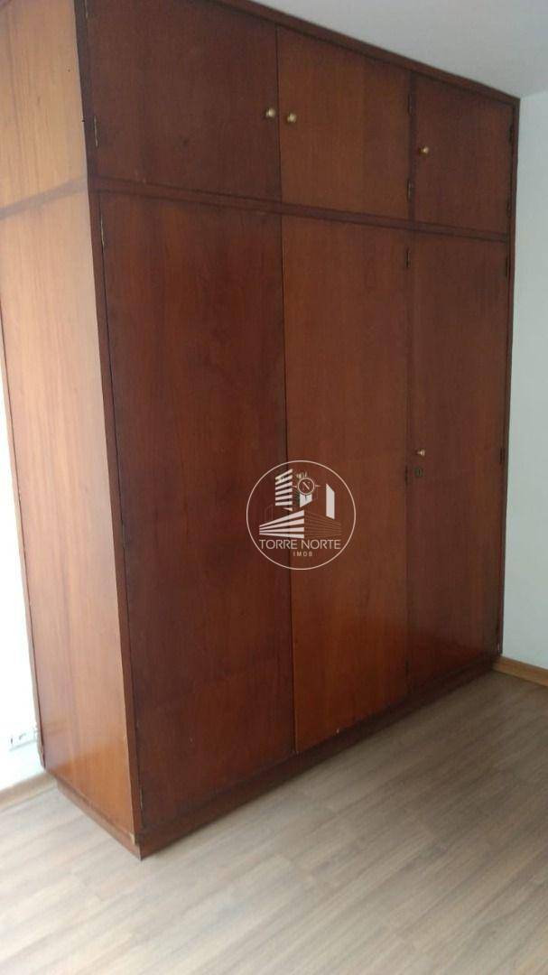 Apartamento à venda com 2 quartos, 83m² - Foto 4