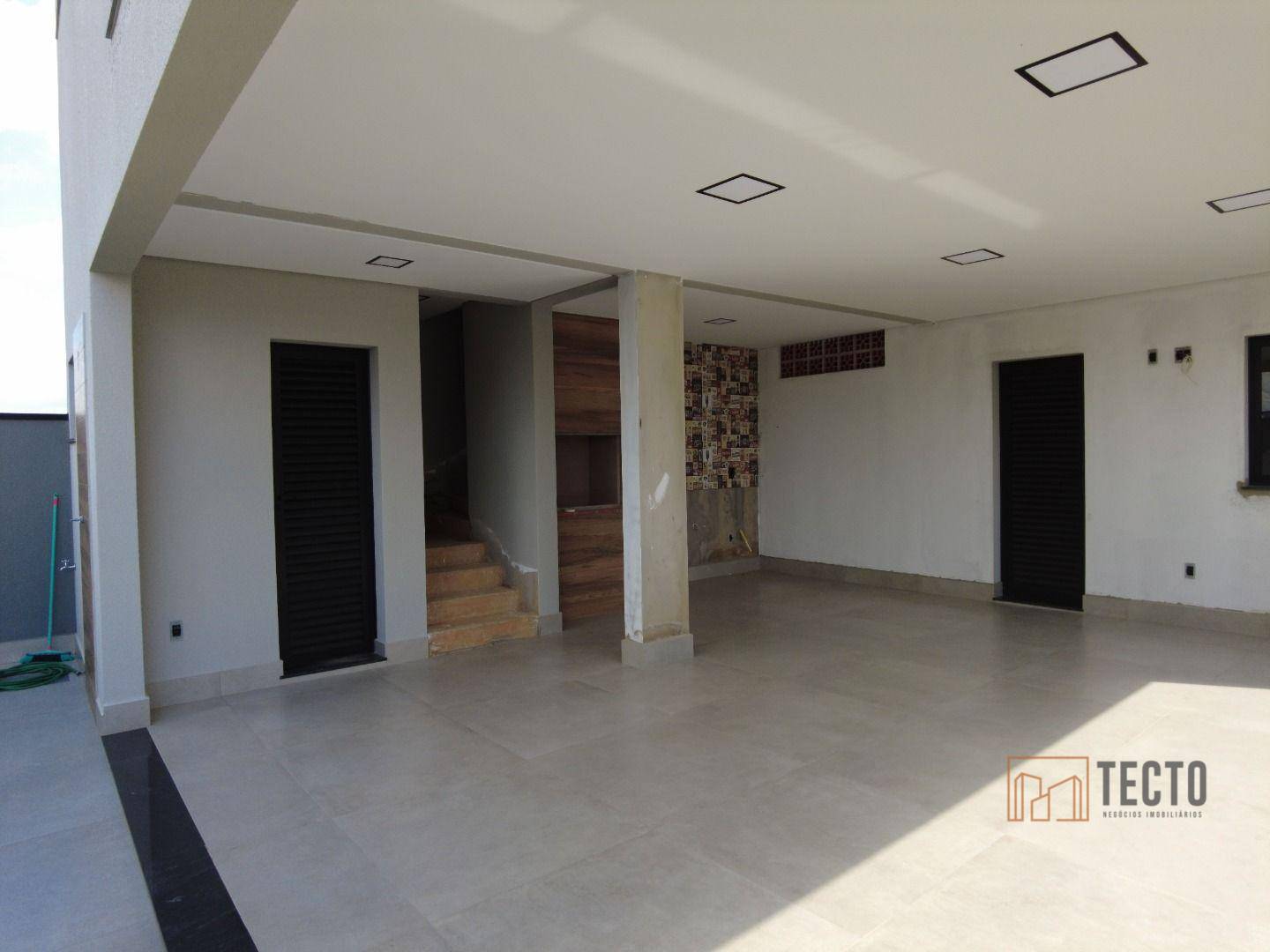 Casa de Condomínio à venda com 3 quartos, 230m² - Foto 5