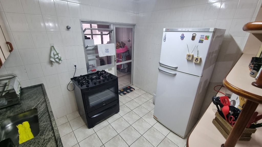 Apartamento à venda com 3 quartos, 140m² - Foto 30