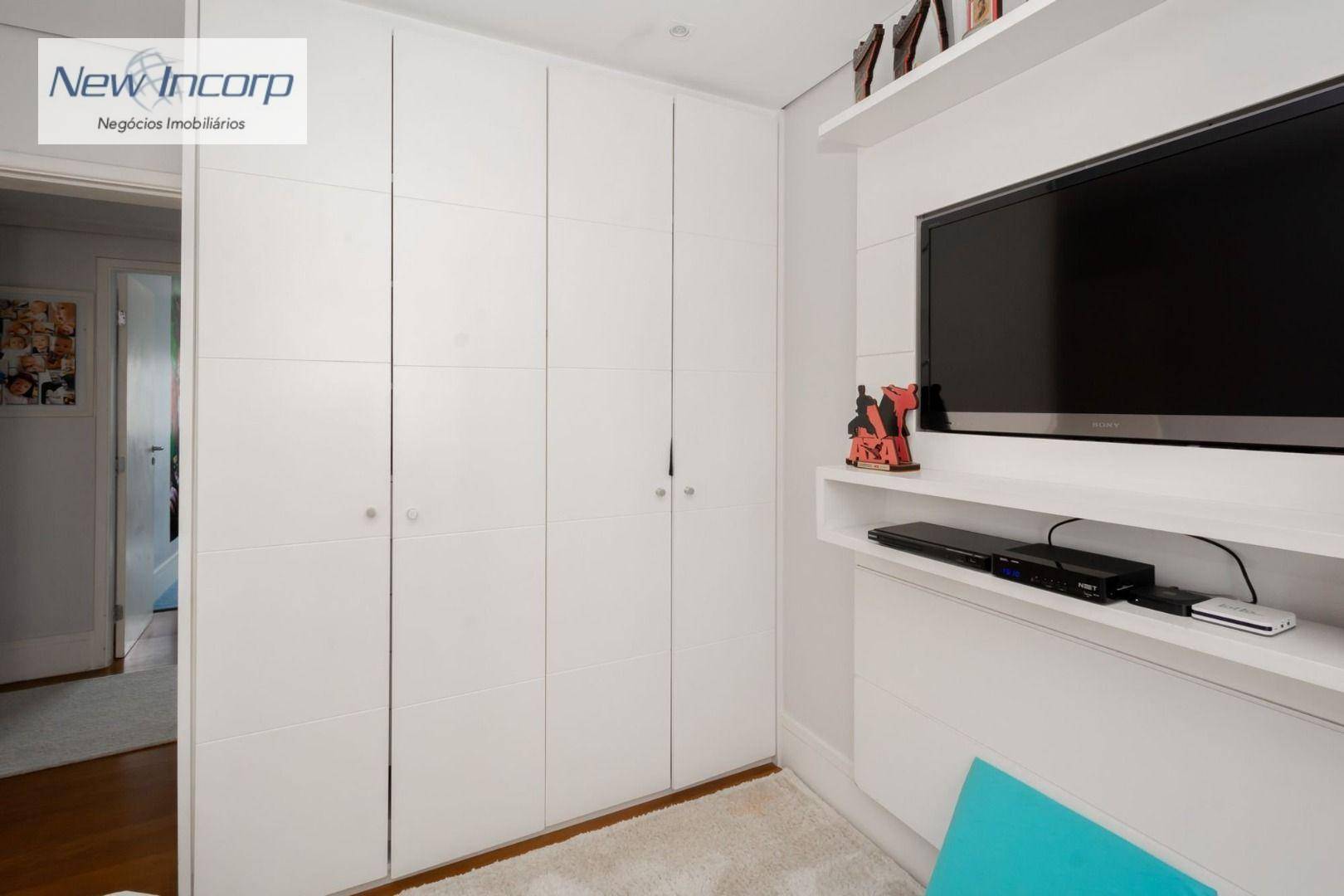 Apartamento à venda com 4 quartos, 180m² - Foto 24