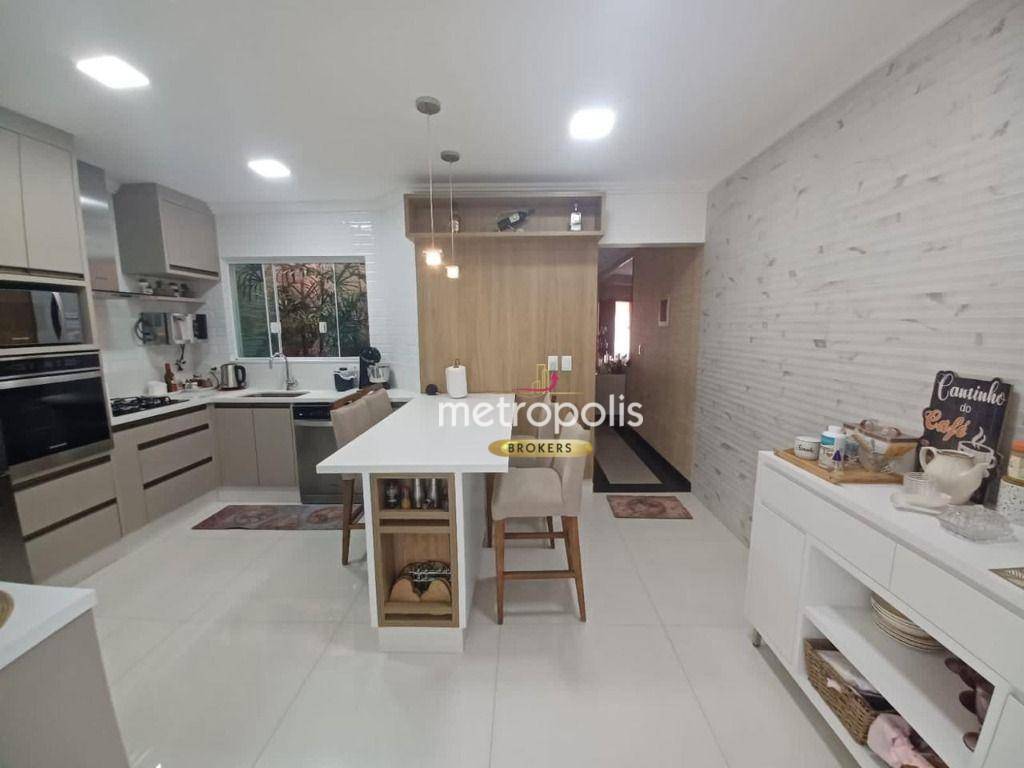 Sobrado à venda com 3 quartos, 232m² - Foto 6