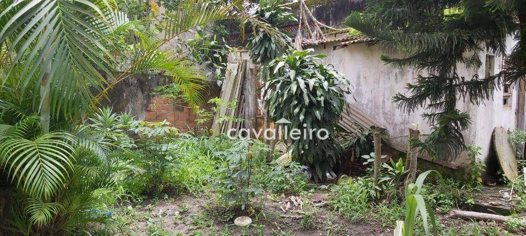 Casa à venda com 6 quartos, 90m² - Foto 2