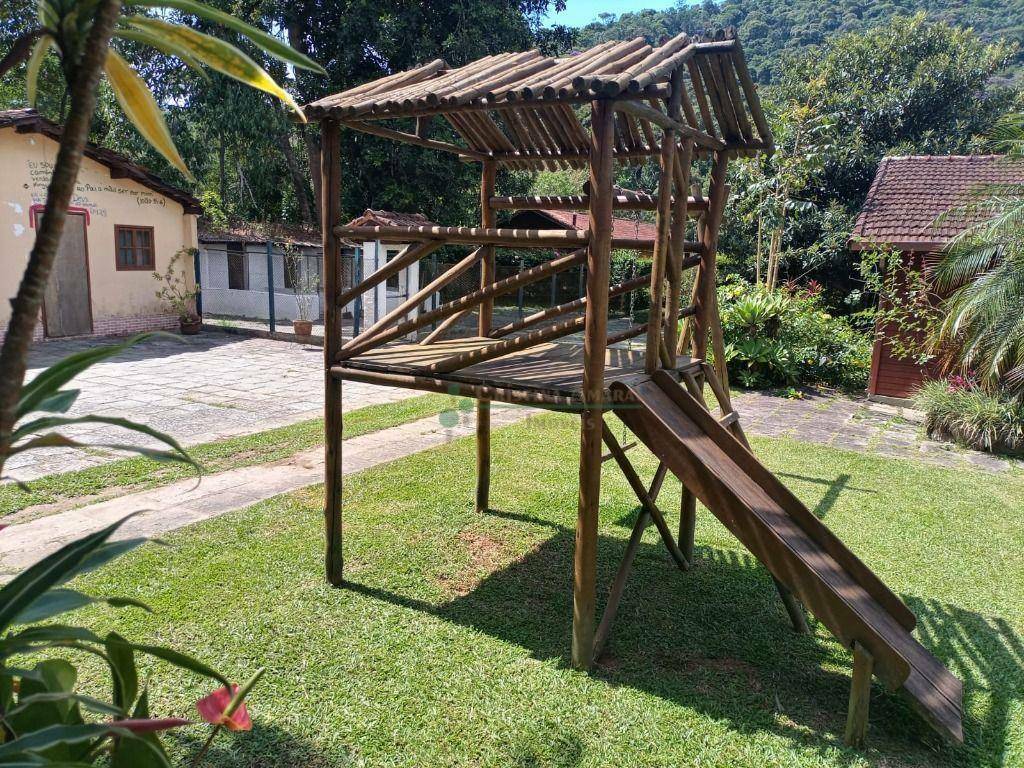 Casa de Condomínio à venda com 4 quartos, 218m² - Foto 29