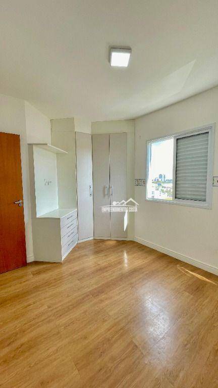 Apartamento à venda com 2 quartos, 58m² - Foto 15