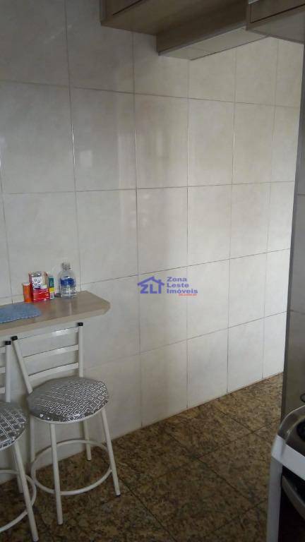 Apartamento à venda com 2 quartos, 70m² - Foto 17