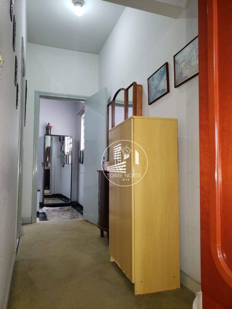 Sobrado para alugar com 3 quartos, 340m² - Foto 33