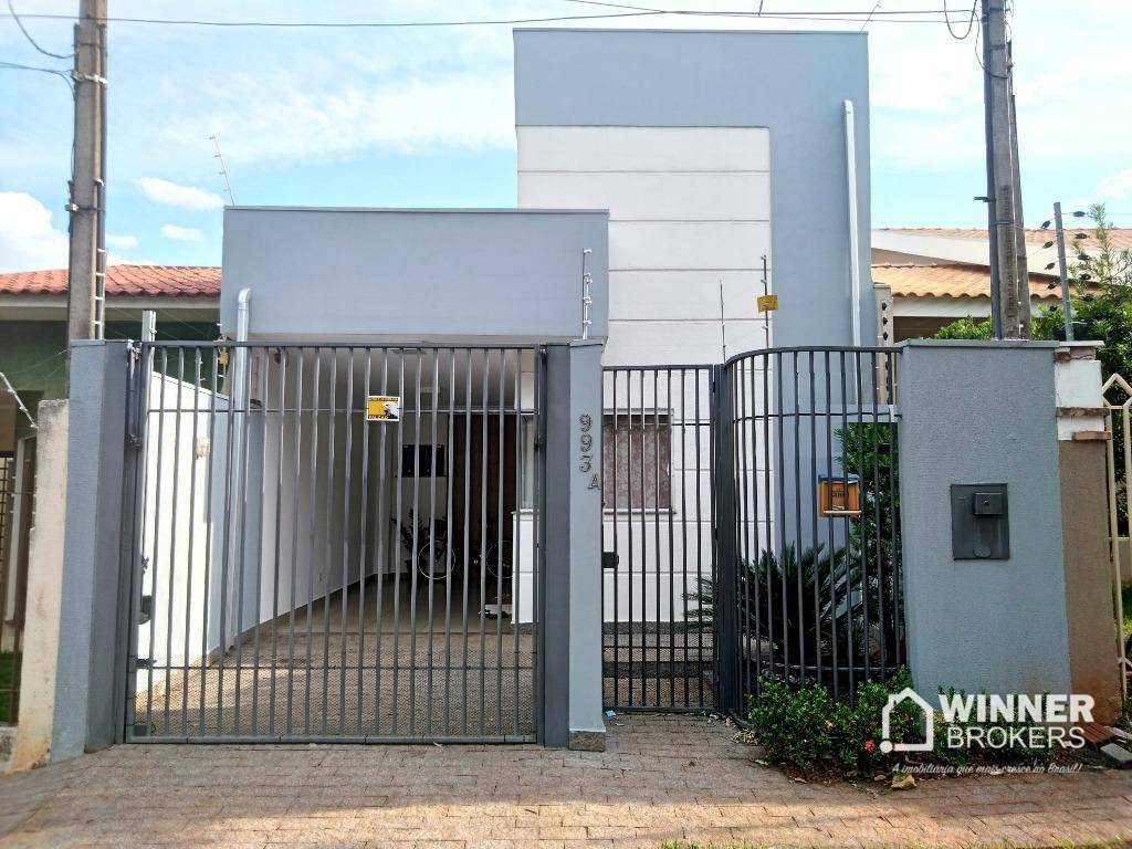 Casa à venda com 3 quartos, 114m² - Foto 1