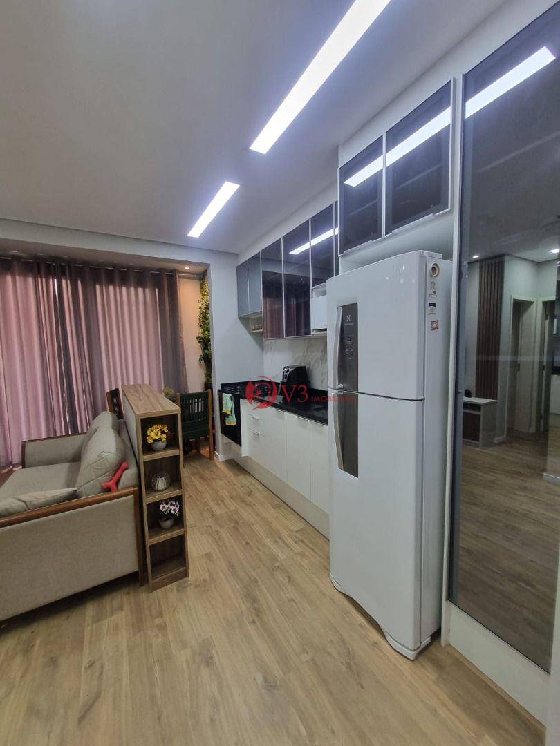 Apartamento à venda com 2 quartos, 80m² - Foto 19