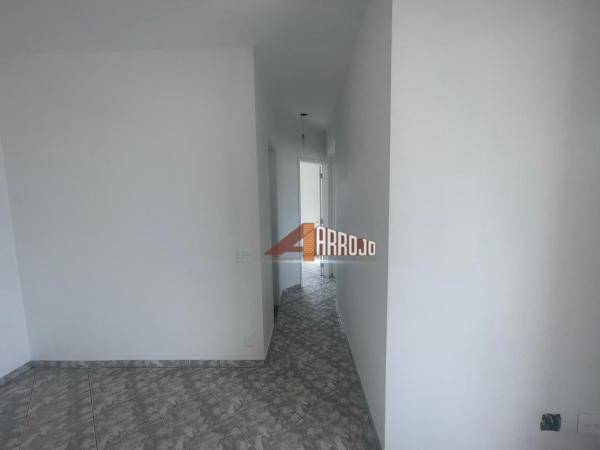 Apartamento à venda com 3 quartos, 58m² - Foto 4