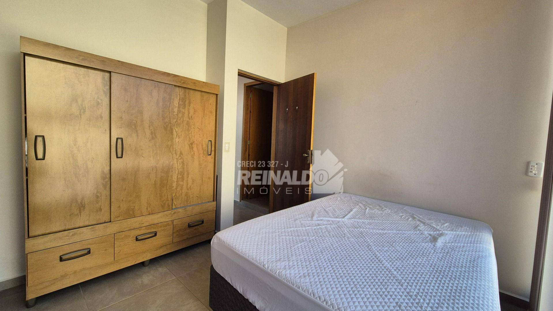 Casa de Condomínio para alugar com 4 quartos, 239m² - Foto 22