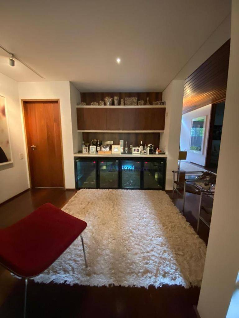 Casa à venda com 5 quartos, 550m² - Foto 8