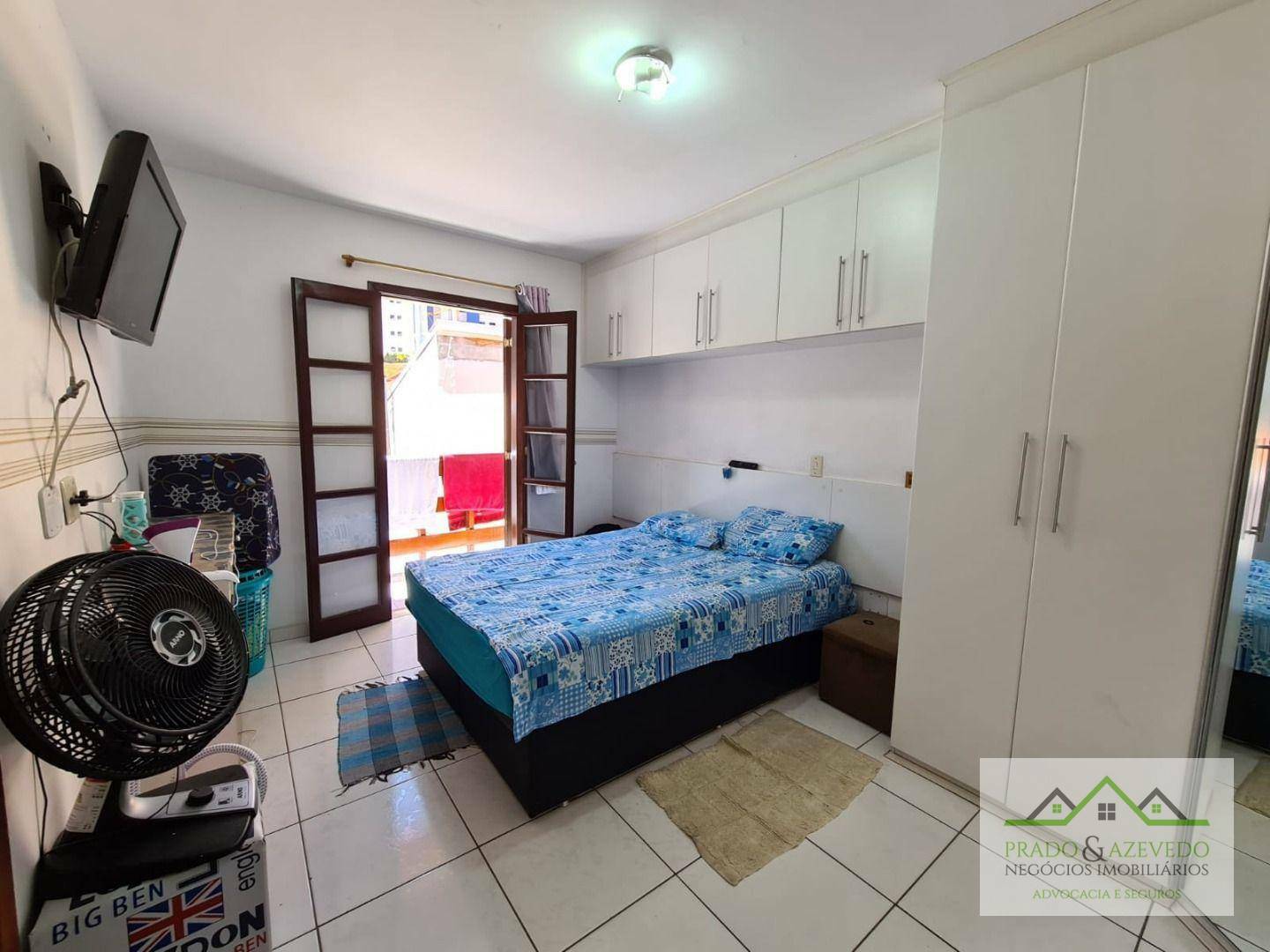 Casa à venda com 3 quartos, 100m² - Foto 13