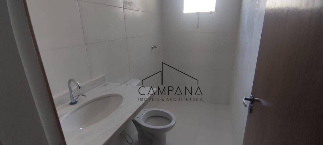 Casa à venda com 2 quartos, 58m² - Foto 4