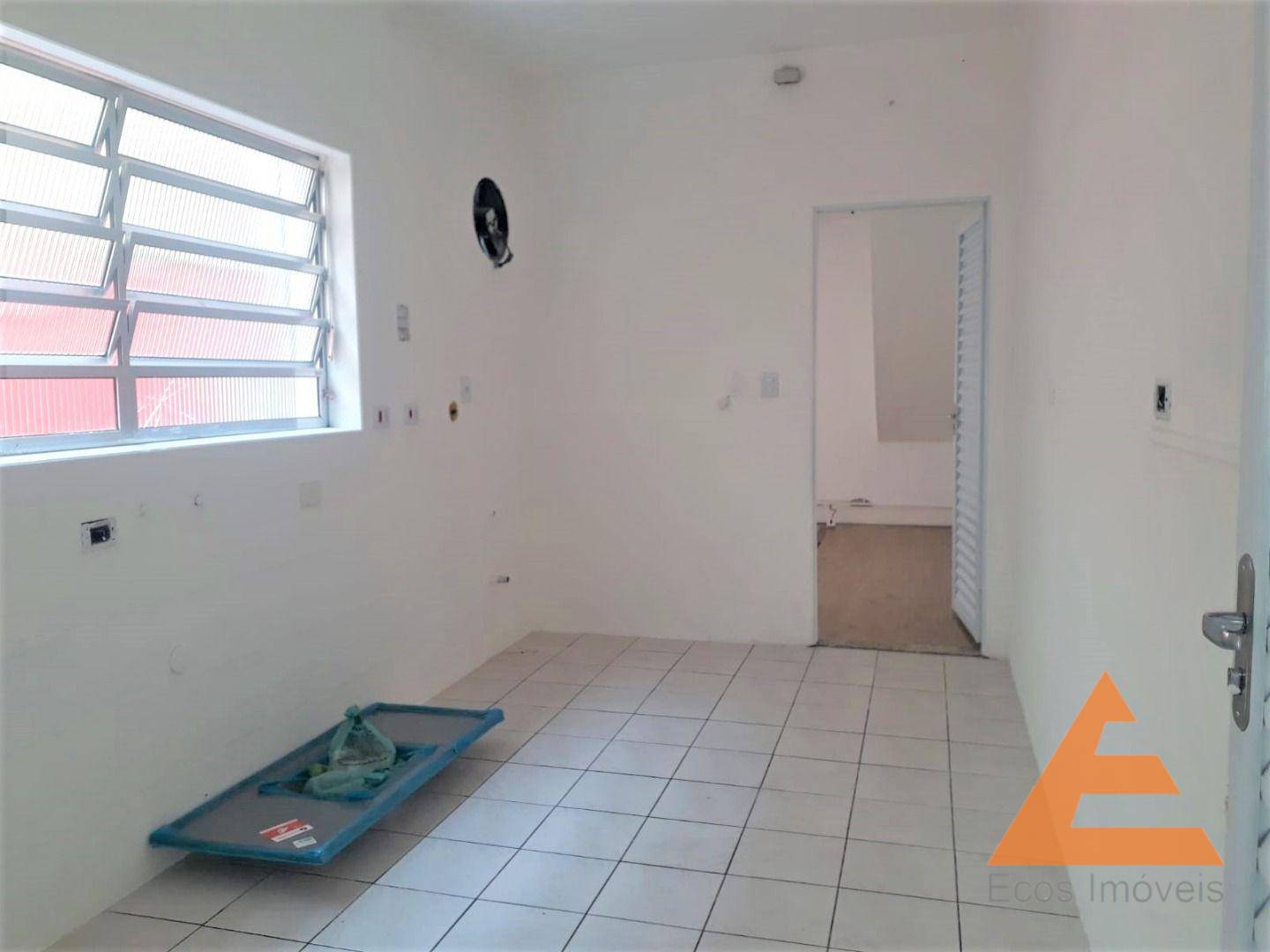 Casa para alugar com 3 quartos, 139m² - Foto 14