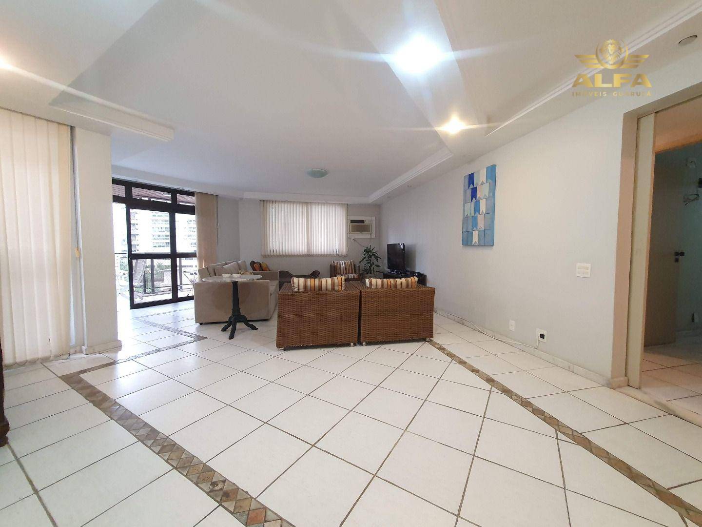 Apartamento à venda com 3 quartos, 165m² - Foto 1