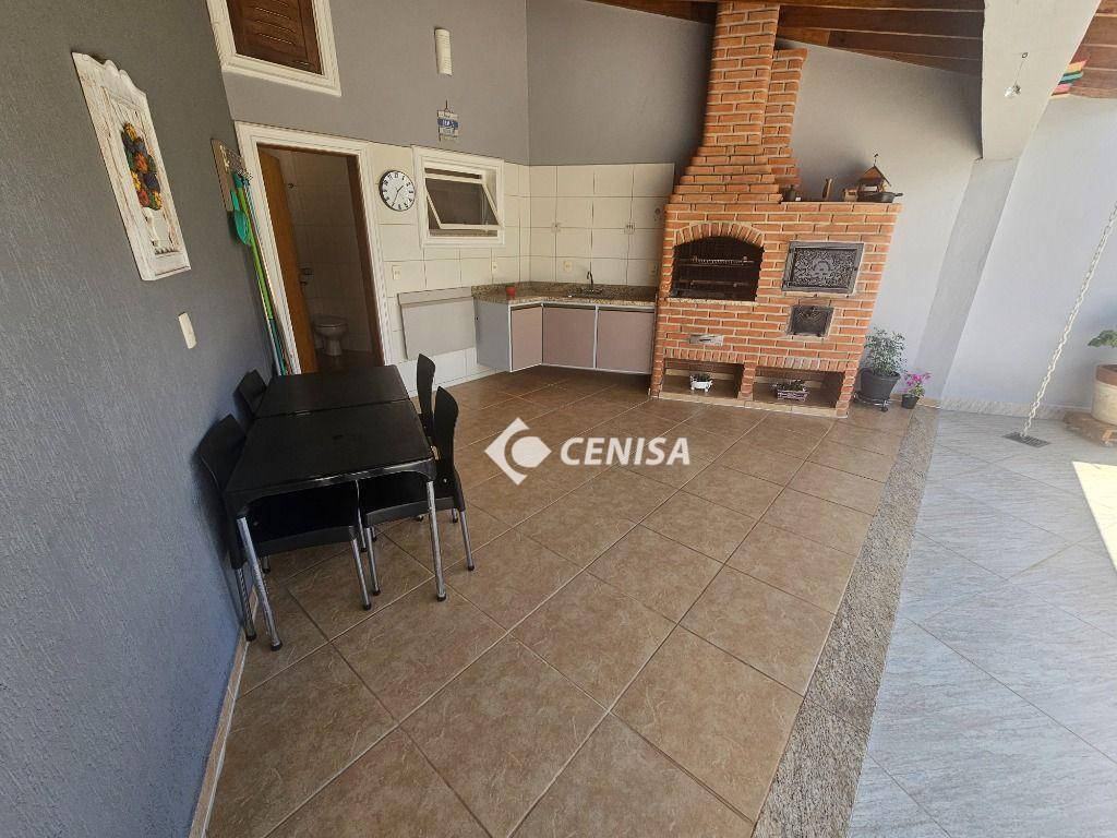 Casa à venda com 3 quartos, 236m² - Foto 5