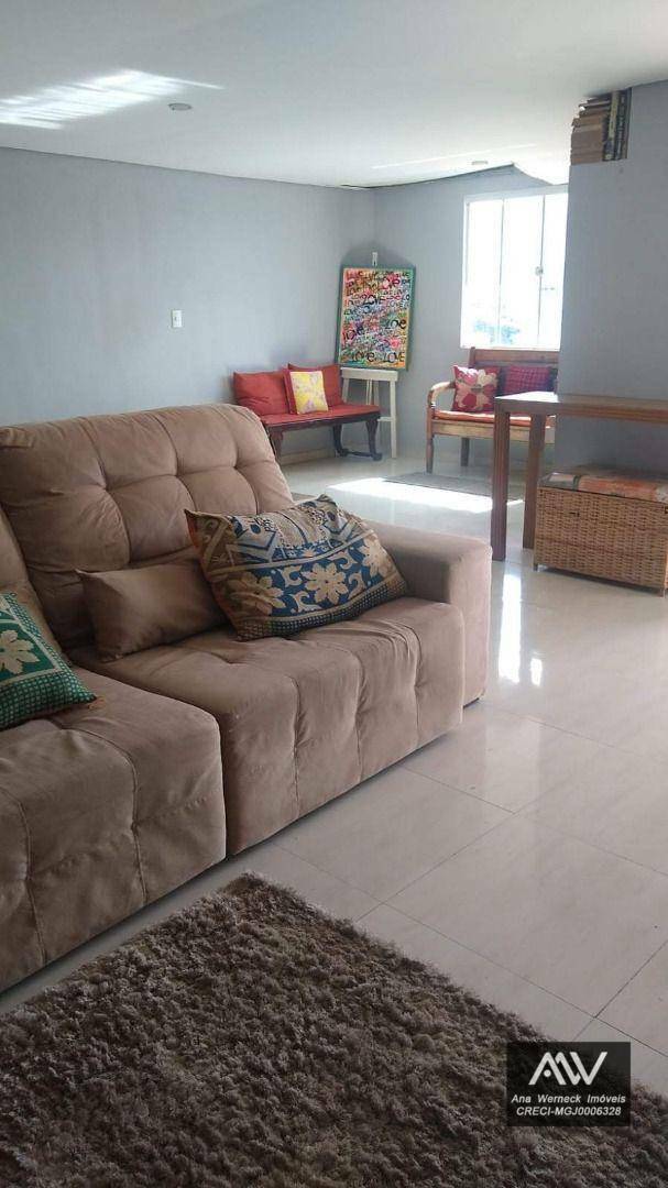 Casa à venda com 5 quartos, 168m² - Foto 16