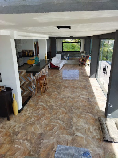 Casa à venda com 2 quartos, 300m² - Foto 8