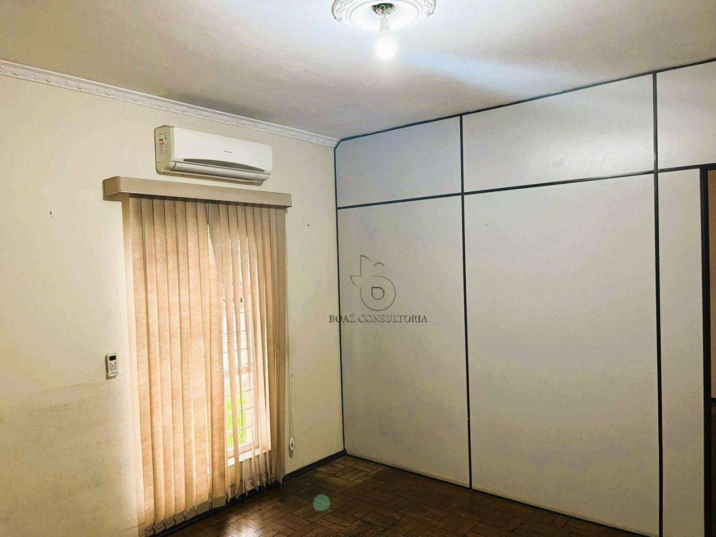 Casa para alugar com 3 quartos, 179m² - Foto 3