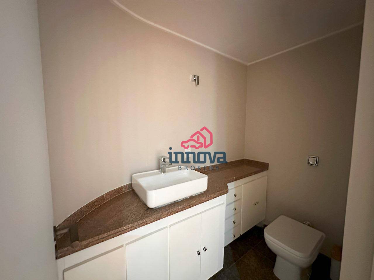 Apartamento à venda com 4 quartos, 195m² - Foto 12