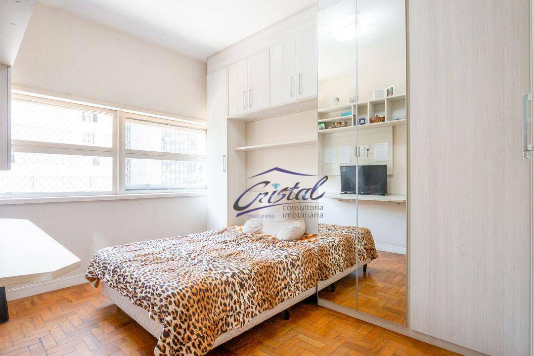 Apartamento à venda com 3 quartos, 144m² - Foto 9