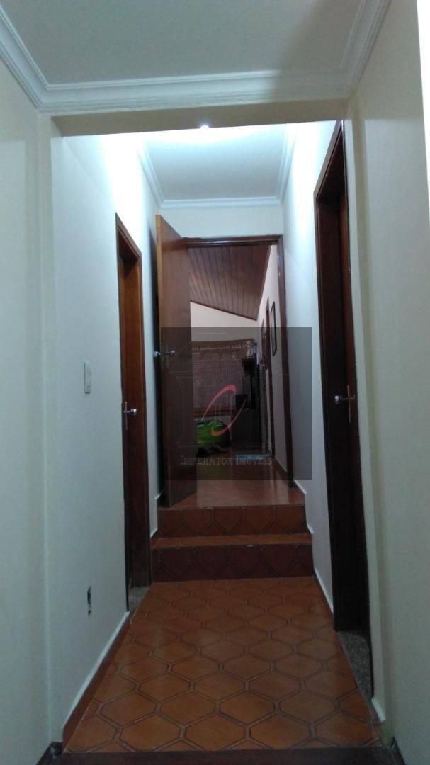 Casa à venda com 3 quartos, 180m² - Foto 11