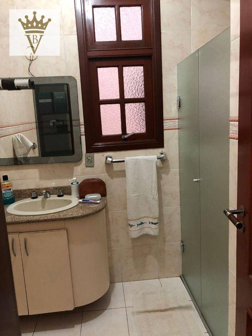 Casa à venda com 3 quartos, 200m² - Foto 26