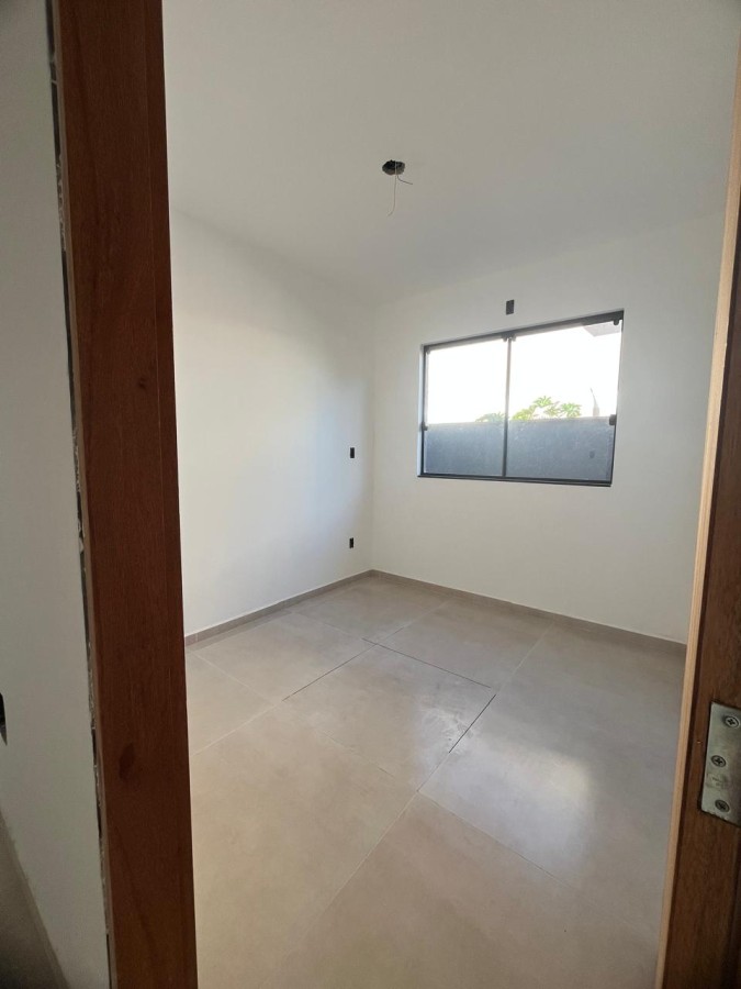 Casa à venda com 2 quartos, 165m² - Foto 12