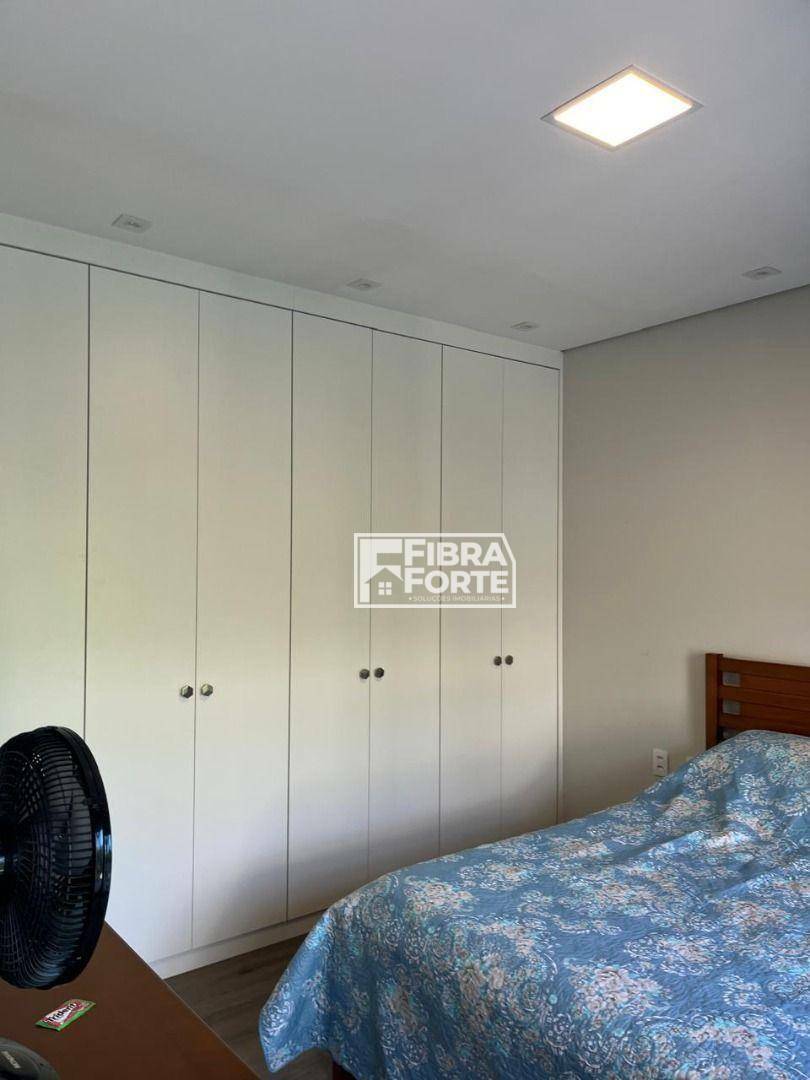 Casa de Condomínio à venda com 3 quartos, 305m² - Foto 15