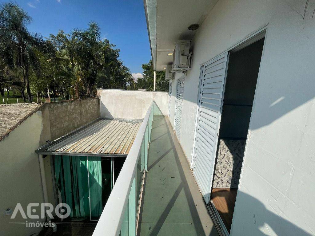 Casa de Condomínio à venda com 3 quartos, 250m² - Foto 27