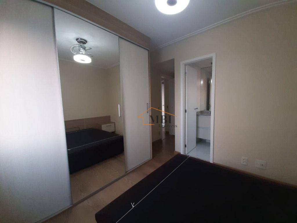 Apartamento à venda com 3 quartos, 76m² - Foto 8