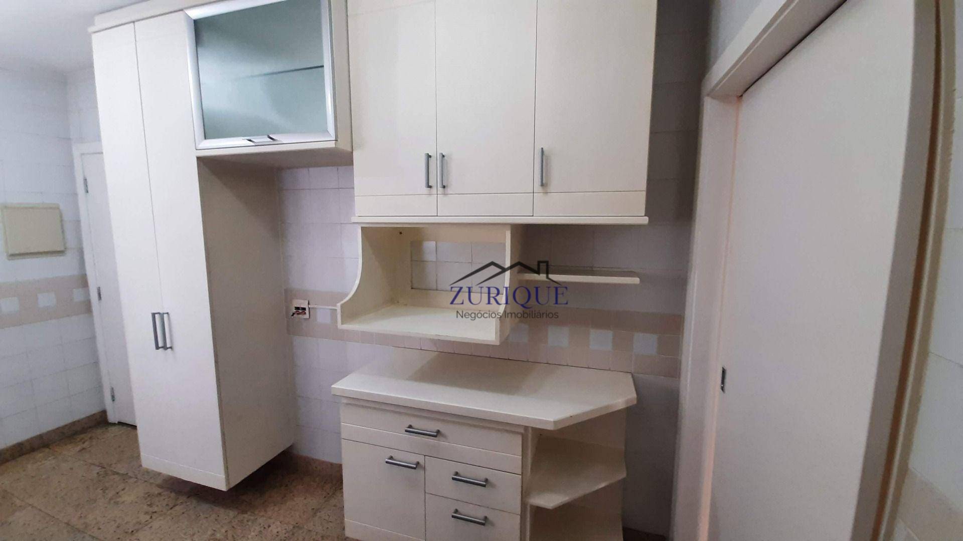 Apartamento para alugar com 2 quartos, 98m² - Foto 8